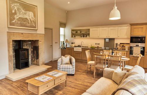 The Stalls - Photo 1