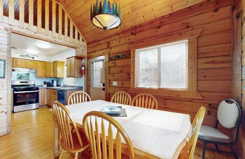 Steps to Three Bears Resort! Outdoorsy Escape - Foto 8