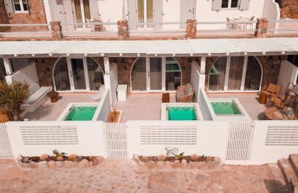 Senses Luxury Suites & Villas - Photo 28