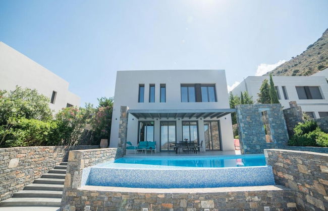 Sea View 6 Bedroom Villa With a Heated Pool - Foto 21