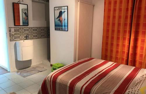 La Taniere, piscine et 300m de la mer - Foto 18