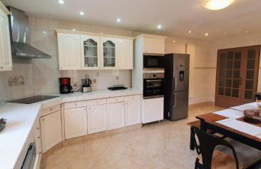 COQUELICOT - Spacieuse maison 172m2 - 4 chambres - Parking Privé & Wifi Gratuit - Foto 16