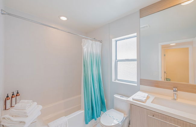 Seaside Style by Avantstay Rooftop Walk to Beach Chic Design - Photo 28