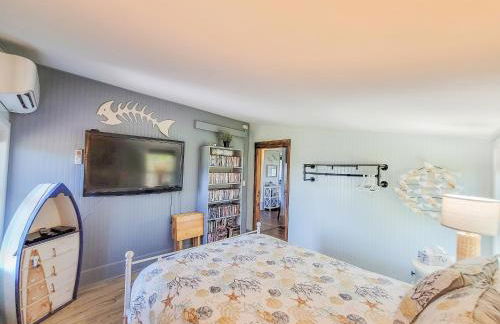 Cozy Coastal Retreat - Foto 28