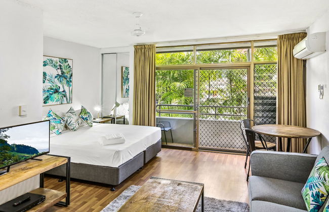 Cascade Gardens - Photo 7