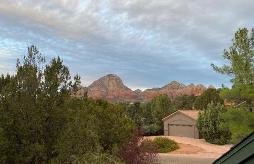 Luxe Boutique-Style Home w/Indoor Hot Tub - Foto 38