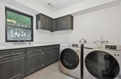 Best of Carrollton - Luxury Pool Hot tub Games - Foto 43