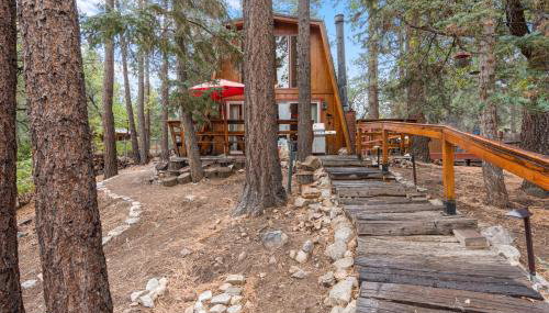 Zen Den - Beautiful A-frame cabin with classic brick wood burning fireplace and a hot tub - Foto 4