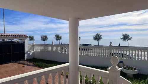 Villa Natalia frente al mar, - Photo 1