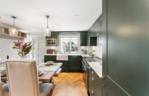 Gorgeous 3 Bedroom, 225 year old cottage - Foto 15