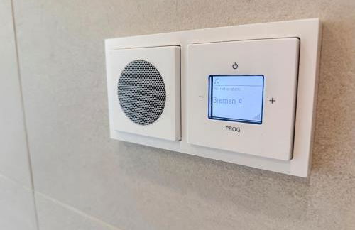 ImmoStay #3 - Penthouse mit zwei Balkonen & Seeblick, Parking & WiFi - Foto 20