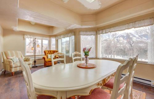 6 Mi to Chico Hot Springs Villa with River Access - Foto 3