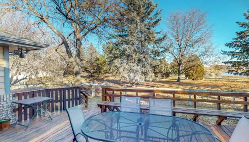 Work and Play! Spacious Lake-View Home in Greeley - Foto 3
