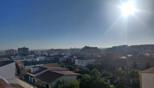 A un metro Sevilla. - Foto 5