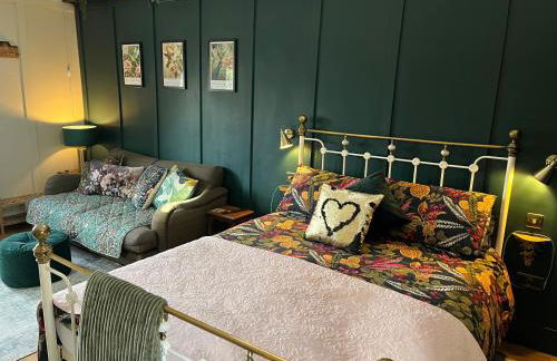 Dinmont Cottage - Photo 2