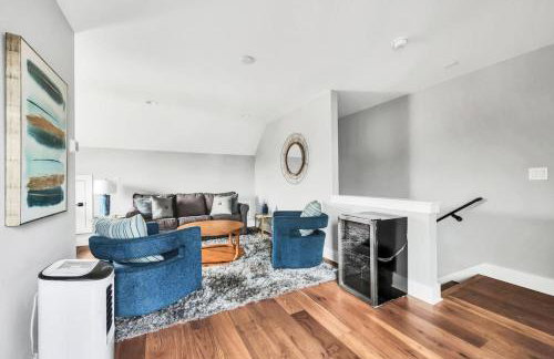 Luxury and Spacious Home with Private Garage and Fire Pit - Foto 29