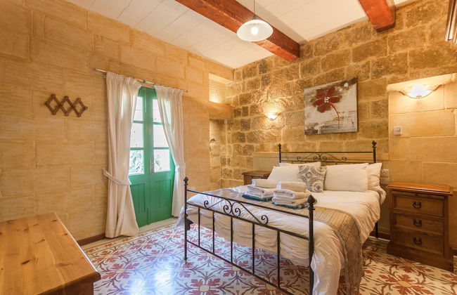 Gozitan Farmhouse with Pool - PP 3 - Foto 12