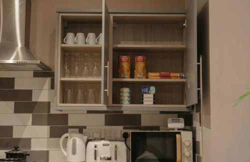 Modern Flat l Molineux 5 Min l Smart TV l WiFi l Free Parking - Foto 18