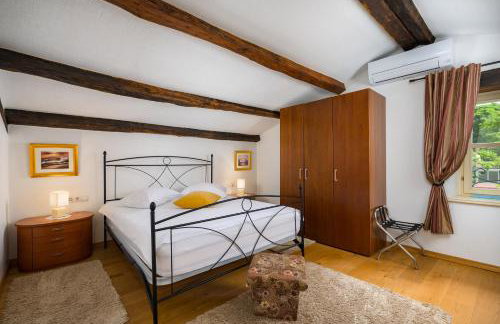 My Villa Ida with pool in Višnjan, Istria - Photo 58