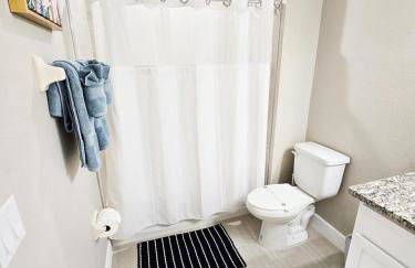 Oceanside Haven Entire home across Daytona Beach sleeps 8 4 beds 2 and a half bath - Foto 28