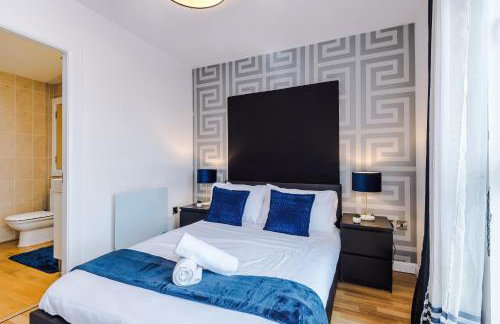 Stylish Penthouse, Free Parking, Pool Table, PS4 - Foto 2