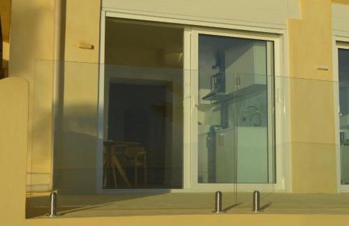 Maravilloso Apartamento AMANECER CABO a pie de playa y mar en CHALET ROQUETES - Foto 35