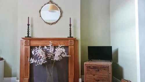 Hysryb Cottage - Photo 2