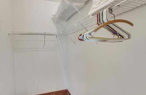 Waterfront Shady Cove Home with Fishing Deck! - Foto 26