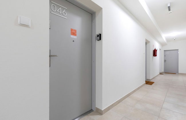 Aquamarina Onyx Apartments by Renters - Photo 5