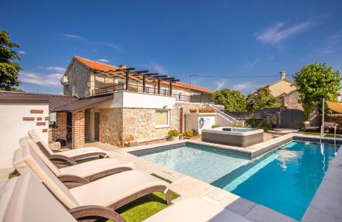 Villa Hrustika - heated pool, jacuzzi & sauna - Foto 3