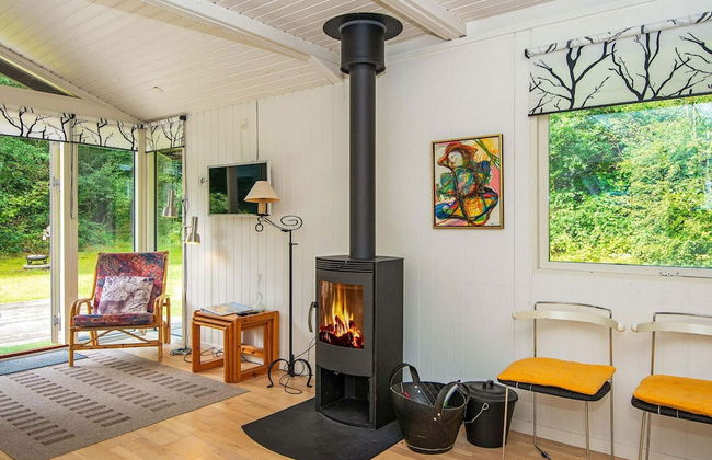 Tranquil Lakeside Retreat in Ry-by Traum - Photo 20