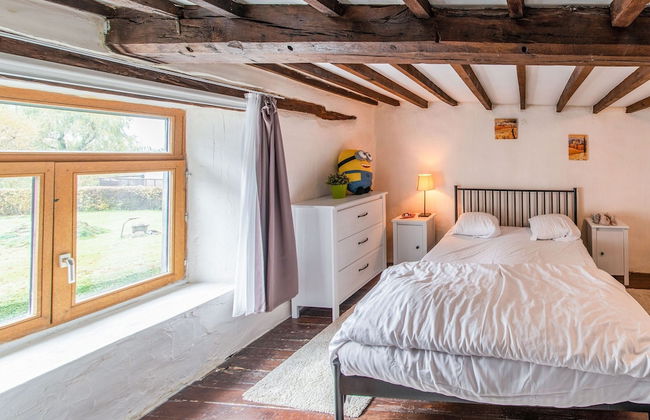 Characteristic Holiday Home in Cherain With Balcony - Foto 32