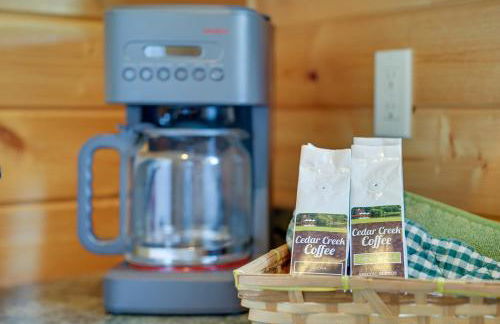 Lakefront Vacation Rental with Patio and Grill! - Foto 11