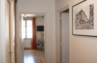 Appartement A-Mi-Chemin - Centre-ville de Tournus - Foto 9