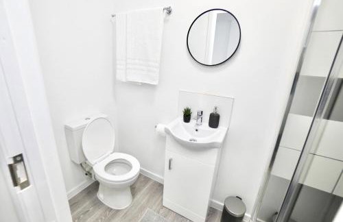 Large One Bedroom Apartments Southsea Sleeps 3 - Free Parking - Foto 52