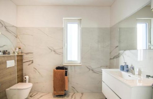 Nice Home In Krk With Sauna - Photo 38