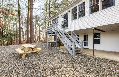 Less Than 3 Mi to UConn Peaceful Home on Pine lake - Foto 21