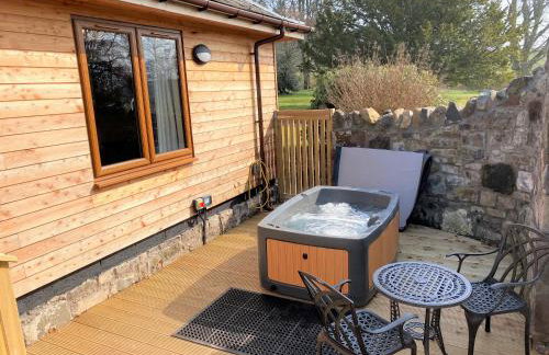 Pheasant Lodge with Hot Tub - Foto 1