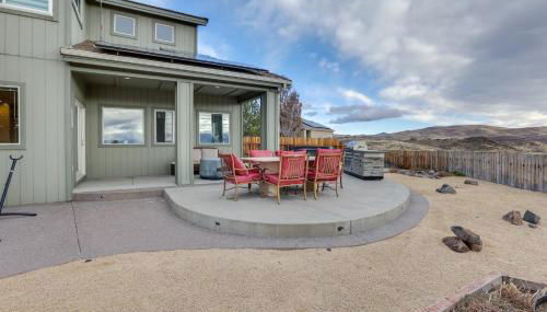 Mtn-View Haven with Hot Tub! 28 Mi to Mt Rose Ski - Foto 2