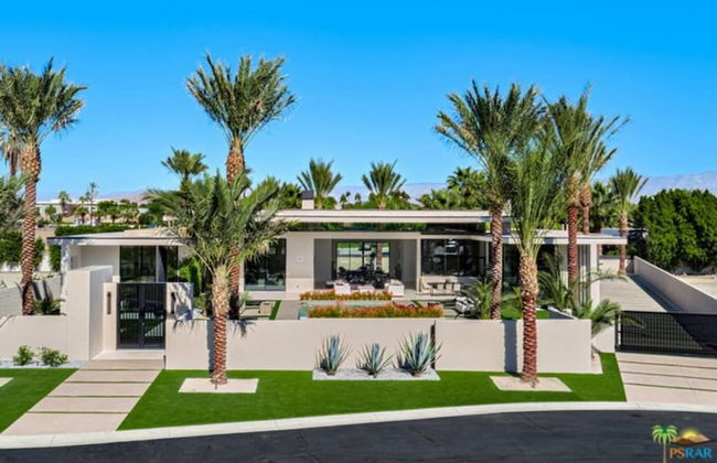 Luxurious Rancho Mirage Estate w Pool Spa - Photo 2