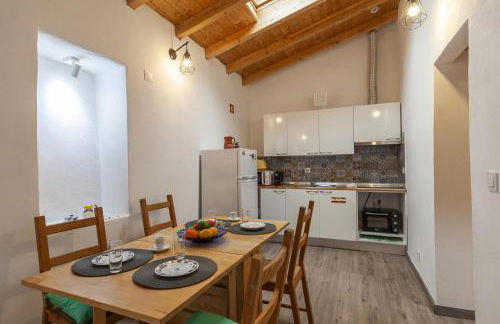A28 - Castela Street Townhouse in Espiche - Foto 3