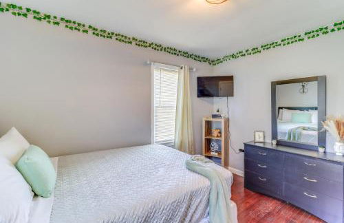 Peaceful Detroit Home with Yard 10 Mi to Downtown! - Foto 13