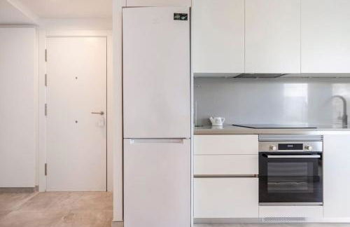 Apartment by the beach with pool and private parking - Foto 21