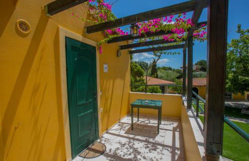 Sandy Beach Villas and Apartments - Photo 22