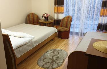 Słoneczny Dworek - Foto 12