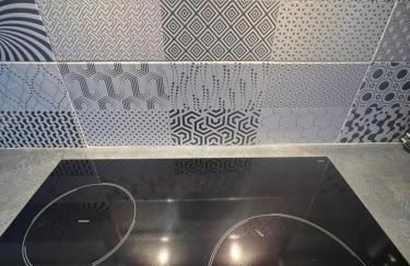 appartement. 2 à 4 pers. lit Queen-size. Au calme. - Foto 7