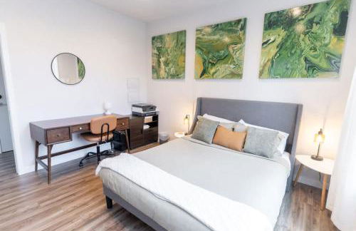 Comfy Family Home, Walkable Neighborhood + Patio! - Foto 18