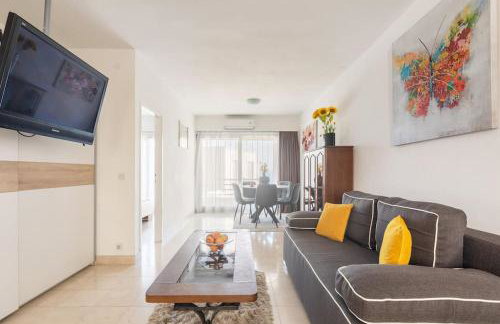 Comfort Apt.w.balcony Near Beach,marjan and Center - Photo 3