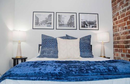 The Pearl & Oasis Duo Stylish 8BR Retreat - Photo 42