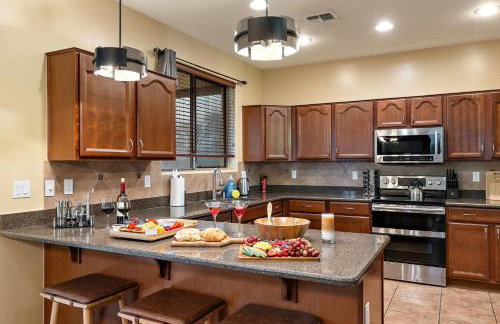 Chill & Thrill | Pool, Hot Tub • Family Game Villa - Foto 72